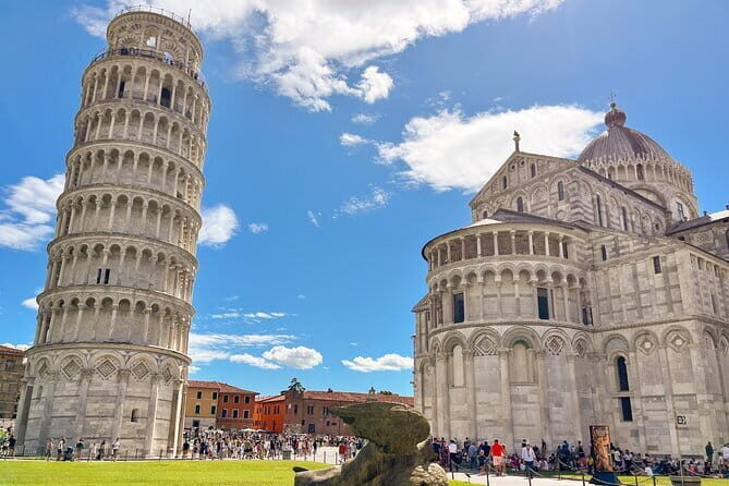 Full-Day Private Pisa and Lucca Tour from Florence - Discover Pisa and Lucca in a Private Day Tour from Florence