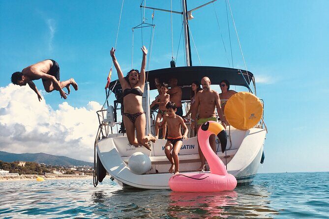 Full day private sailing trip in Barcelona -snorkel, swim and sun - A Private Sailing Day in Barcelona: Sun, Sea, and Custom Experiences