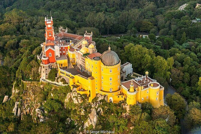Full-day Private Sintra Tour with Guide - Coastal Elegance in Cascais and Estoril
