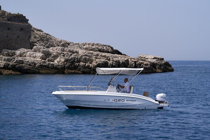 Full Day Private Tour from Sorrento to Capri by speedboat - FAQ