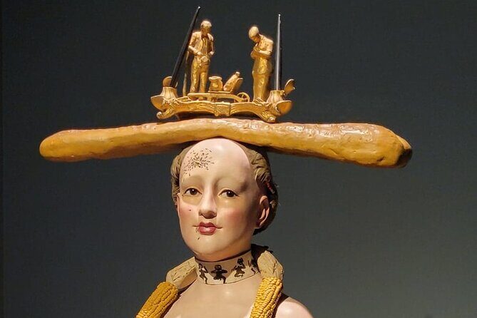 Full Day Private Tour Historical Center La Candelaria and Monserrate - Who Will Love This Tour?