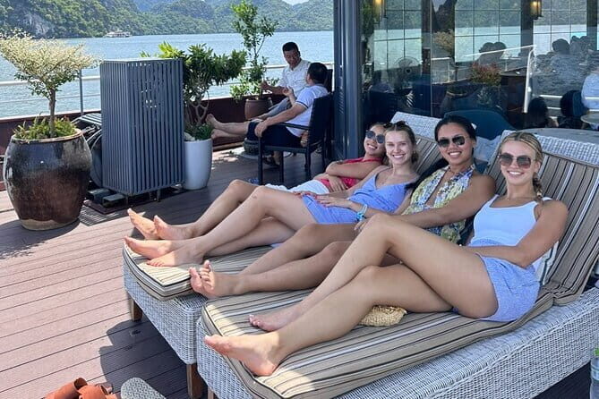 Full Day Private Tour in Halong with Lunch - Engaging Overview: A Day in Halong Bay with Personal Touches