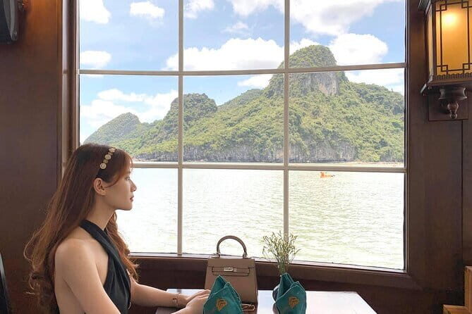 Full Day Private Tour in Halong with Lunch - Key Points