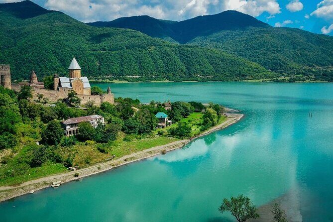 Full day Private Tour in Kazbegi, Gudauri & Ananuri from Tbilisi - How the Tour Works and What’s Included