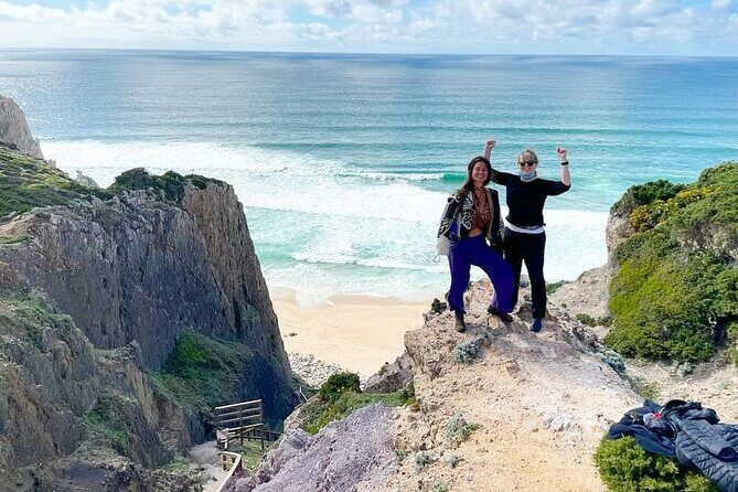 Full Day Private Tour in Paradisiac Beach from Lisbon - Discovering the Historic Charm of Sesimbra