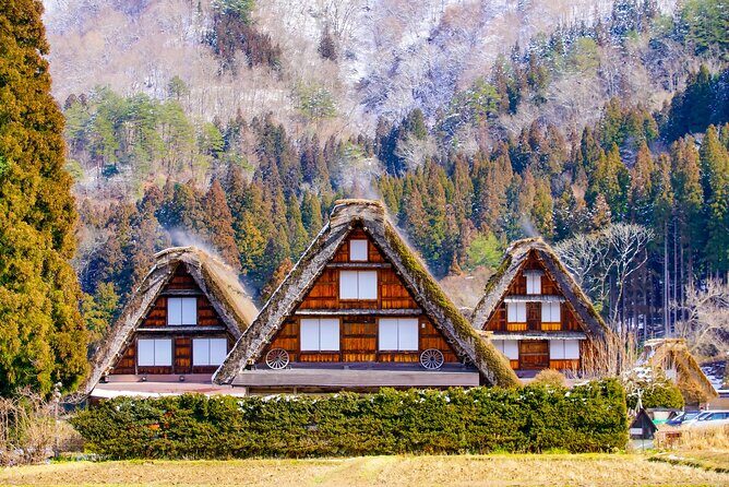 Full Day Private Tour in Takayama and Shirakawago - Key Points
