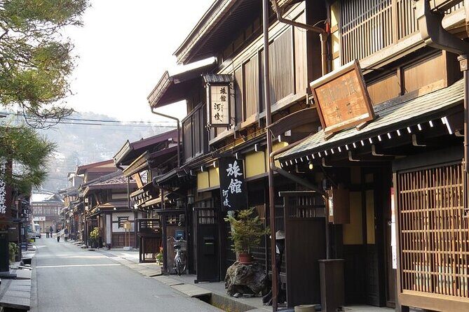 Full Day Private Tour in Takayama Old Township and Shirakawago - An In-Depth Look at the Full Day Private Tour in Takayama and Shirakawago