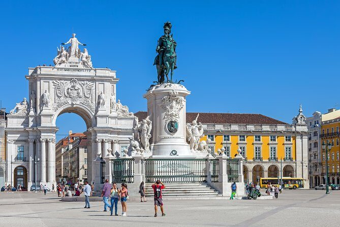Full-Day Private Tour of Lisbon and Sintra - Who Should Consider This Tour?