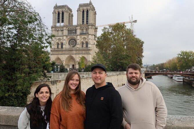 Full Day Private Tour of Paris in a Van with photoshoot included - How the Experience Feels