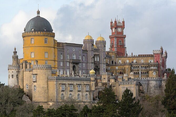 Full-Day Private Tour Sintra and Cascais with Pick Up - The Transportation and Logistics