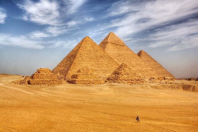 Full Day Private Tour to Giza Pyramids and Grand Egyptian Museum - Exploring the Giza Pyramids: Ancient Engineering Marvels