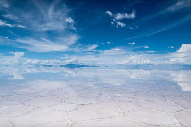 Full Day Private Tour to Salar de Uyuni - Starting the Journey: Convenience and Comfort