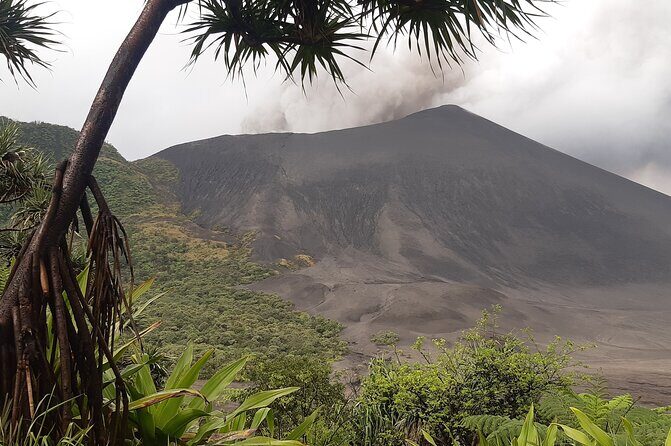 Full-Day Private Tour to Yakel Village, Waterfall and Mt Yasur Volcano - Important Considerations