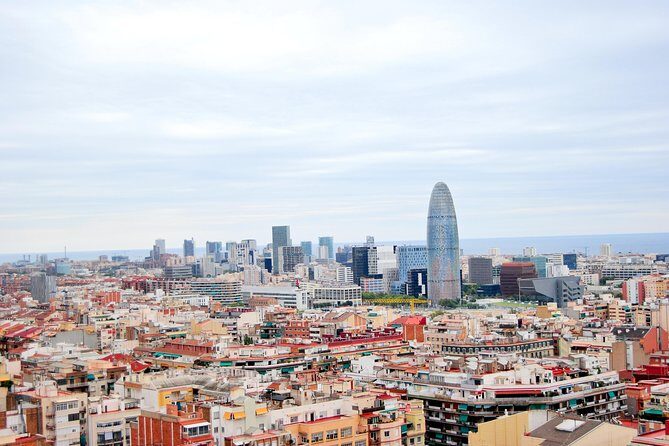 Full-Day Private Tour with Sagrada Familia and Paella - FAQ