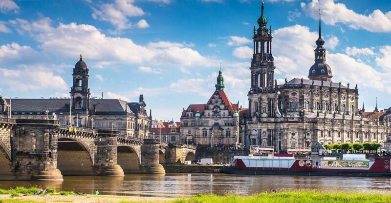 Full-Day Private Trip from Prague to Dresden - Summary of the Experience