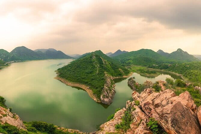 Full-Day Private Udaipur Sightseeing Tour with Optional Guide - Practical Considerations