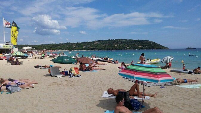 Full Day Private Yacht Charter on our Pershing 40 in Saint Tropez - Key Points