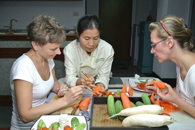 Full Day Professional Thai Fruit and Vegetable Carving Class - FAQs