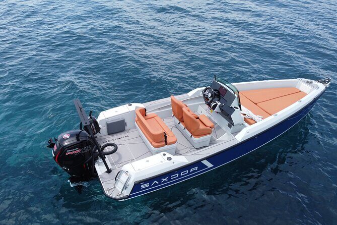 Full Day Rental in Santorini with Saxdor Luxury Boat - A Closer Look at the Full Day Santorini Boat Rental