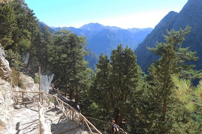 Full Day Samaria Gorge 10-Mile Walking Tour - The Sum Up: Is This Tour Right for You?