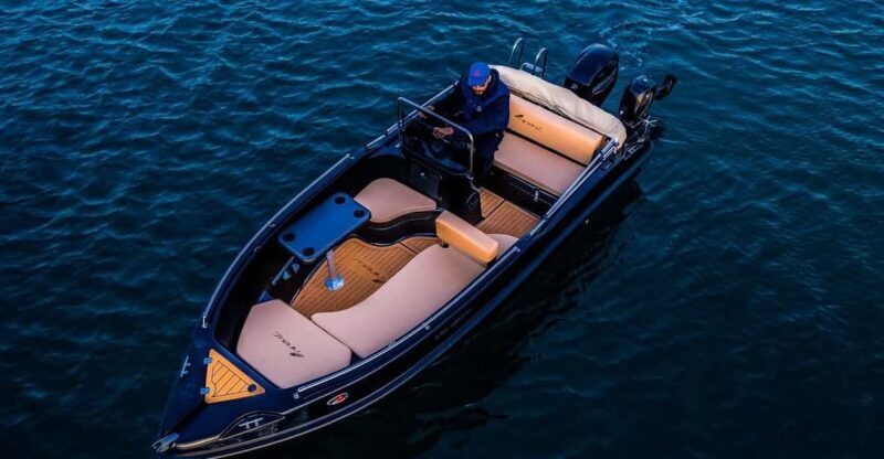 Full Day Santorini Boat Cruise -License Free- - Who Will Love This Experience?