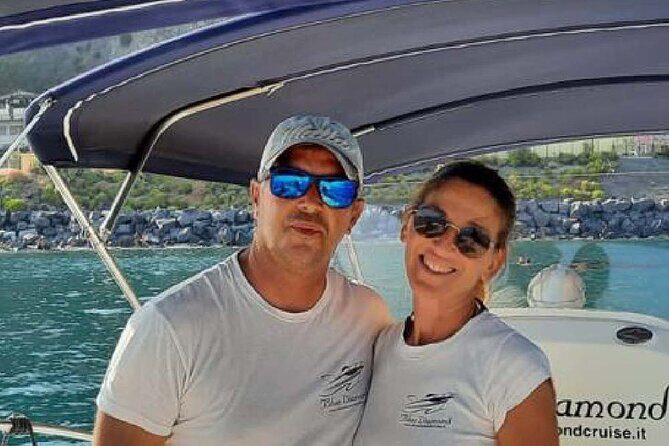 Full Day Taormina Sightseeing Private Boat Tour with Lunch - The Sum Up: Who Is This Tour Best For?