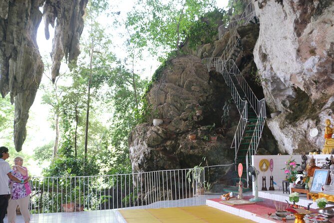 Full-Day Temple Tour Including Dragon Cave from Khao Lak - Second Stop: Mountaintop Bang Rieng Temple