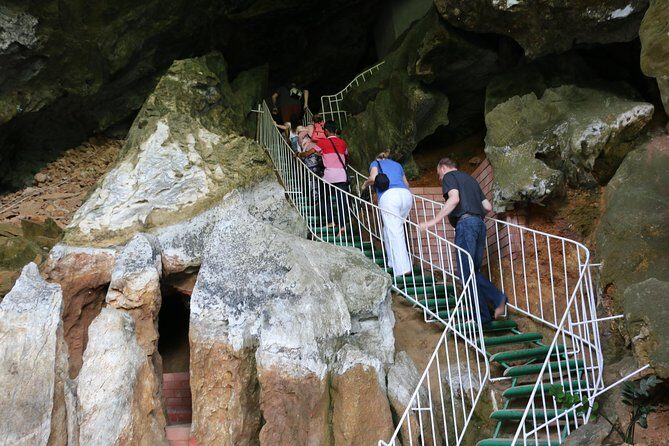 Full-Day Temple Tour Including Dragon Cave from Khao Lak - What Travelers Are Saying