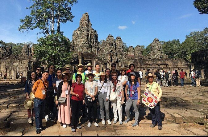 Full Day Tour Angkor Wat Sunrise and Siem Reap Temples - Who Should Consider This Tour?