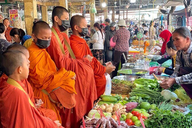 Full day tour by bicycle & tuk tuk,bamboo train,bat cave,villages - Key Points