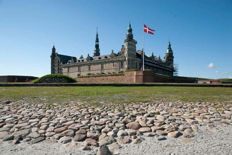 Full-Day Tour; Castle, Palace, Cathedral and Viking Ships - Key Points