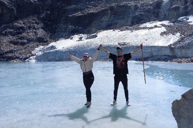 Full day Tour Charquini and Laguna Esmeralda - Exploring the Full-Day Tour to Charquini and Laguna Esmeralda