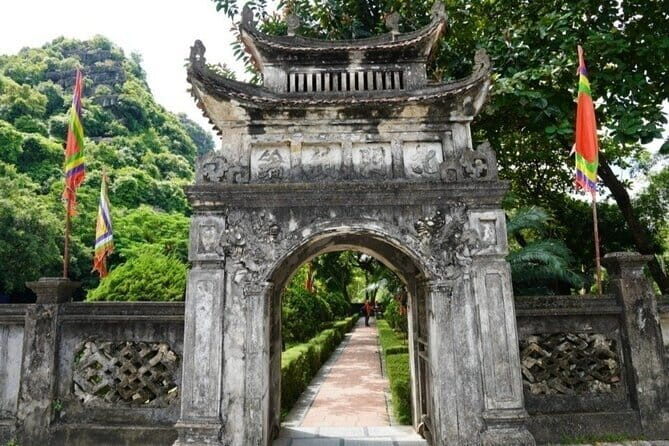 Full Day Tour from Hanoi with Cave Visits - The Itinerary in Detail: What’s Included and What You’ll Experience