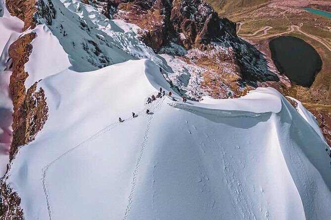 Full day Tour in Nevado Mateo Summit Cordillera Blanca - Key Points