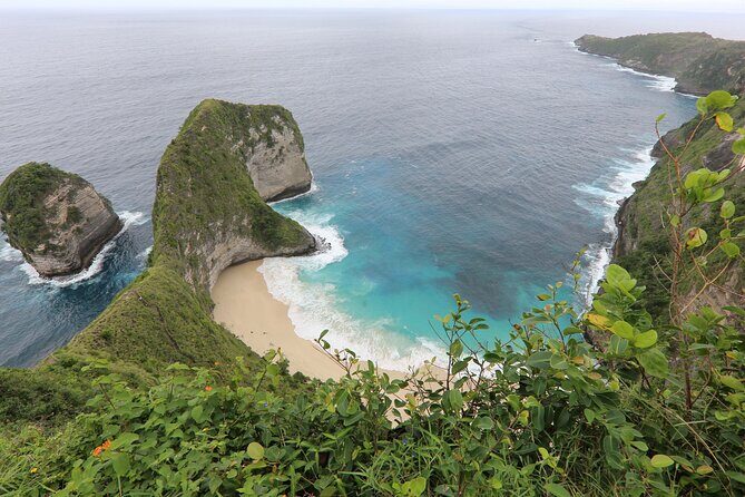 Full-Day Tour in Nusa Penida Island + Snorkeling Experience - Exploring the Itinerary in Detail