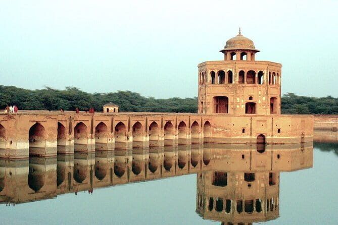Full Day Tour of Lahore to Hiran Minar to Rohtas Fort - A Closer Look at Your Day of Exploration