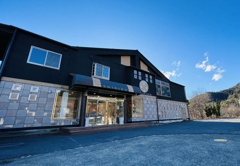 Full-Day Tour of Tokyo, Mount Fuji, and Lake Kawaguchi - What the price covers, and what it does not
