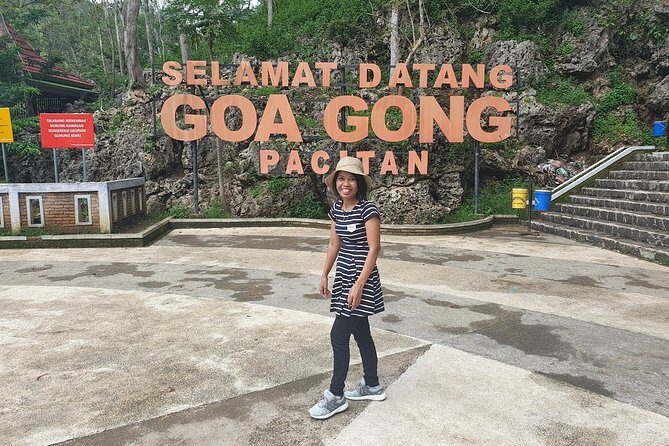 Full Day Tour Pacitan-East java departure from Yogyakarta:Beaches,cave,and River - What’s Included and What to Consider