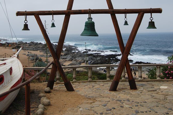 Full day tour Pomaire & Isla Negra, include Neruda house - Experience the Best of Chilean Culture with the Pomaire & Isla Negra Tour