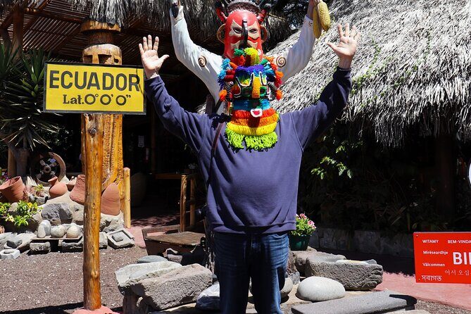 Full day tour Quito: Equator & Old town plus transport - An Excellent Introduction to the City and Beyond