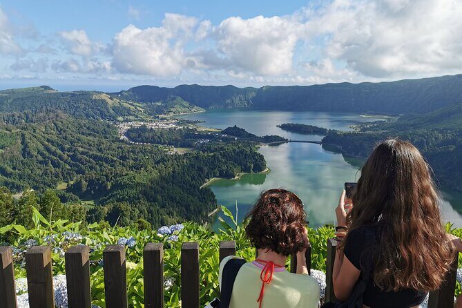 Full Day Tour Sete Cidades & Lagoa do Fogo with Lunch - Full Review of the Full Day Tour Sete Cidades & Lagoa do Fogo with Lunch