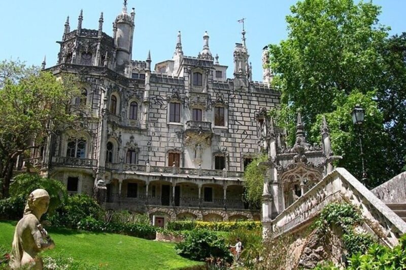 Full Day Tour Sintra - Cascais - Exploring Sintra’s Historic Center