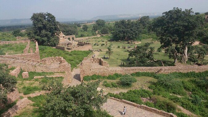 Full Day Tour to Abhaneri | Bhangarh Fort from Jaipur - Key Points