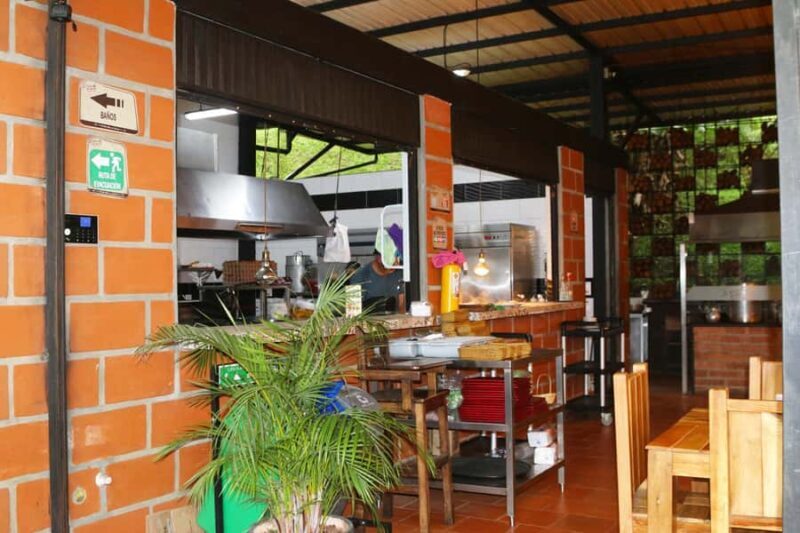 Full-day Tour to Guatapé Piedra del Peñol from Medellin - Practical Tips for Making the Most of This Tour