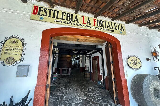Full-Day Tour to La Fortaleza Distillery and Cantaritos - A Deep Dive into the Tour Experience