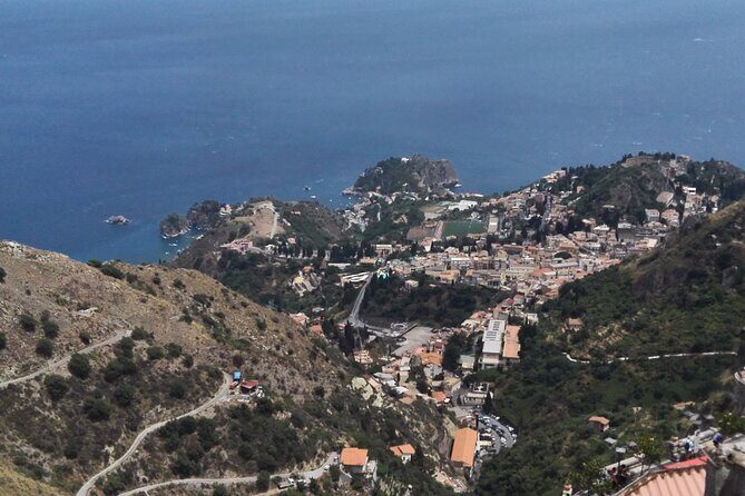 Full-Day Tour to Mt. Etna, Taormina, Naxos Bay and Castelmola - FAQ