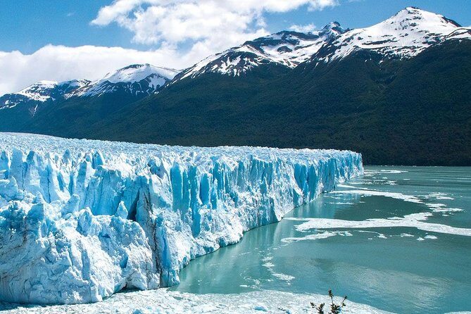 Full Day Tour to Perito Moreno Glacier with Navigation - Discover the Majestic Perito Moreno Glacier: An Authentic Full-Day Adventure