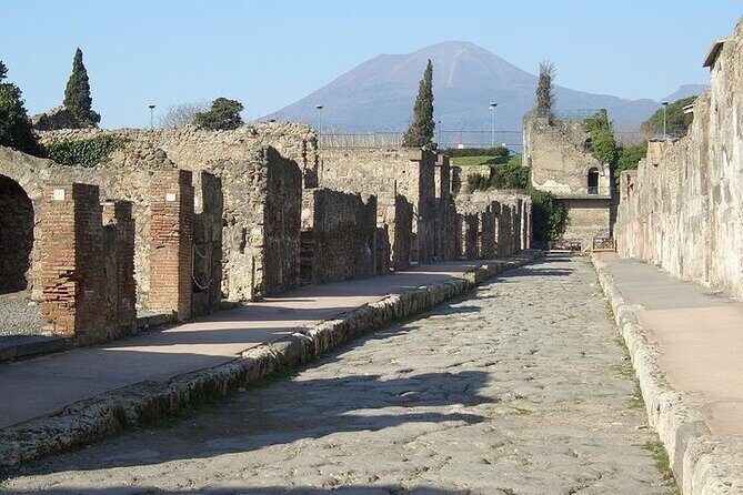 Full Day Tour to Pompeii, Positano and Amalfi Coast from Rome - An In-Depth Look at the Full Day Tour from Rome