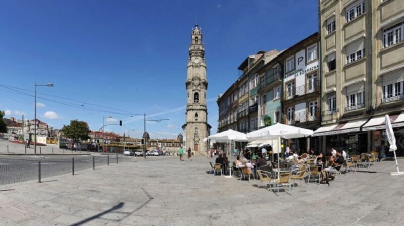 Full-Day Tour to Porto from Santiago de Compostela - FAQ