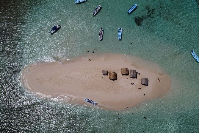 Full-Day Tour to Punta Rucia and Cayo Arena with Snorkeling - Who Should Consider This Tour?